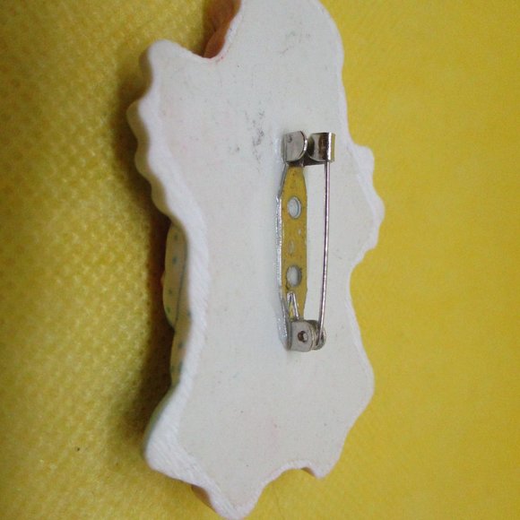 Poinsettia Angel Brooch Resin Angel With A Poinsettia Plant Angel Brooch - Picture 10 of 10